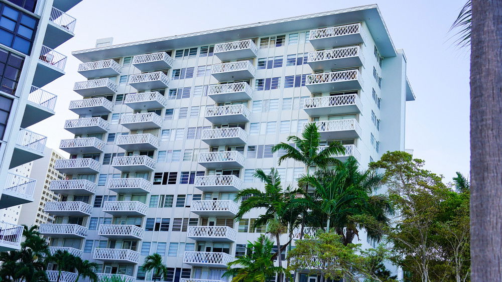 Brickell Shores  photo 2